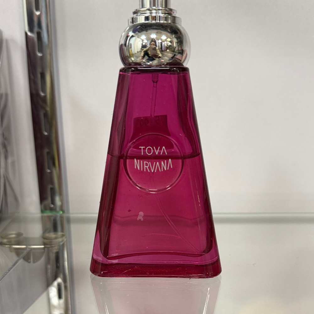 NIRVANA Tova Fragrance Bottle in Vibrant Pink